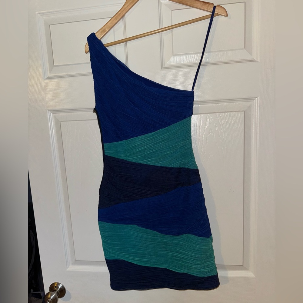 BCBG Maxazria Size Small Dress